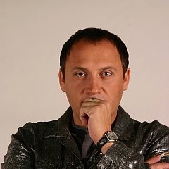 Артем, Москва